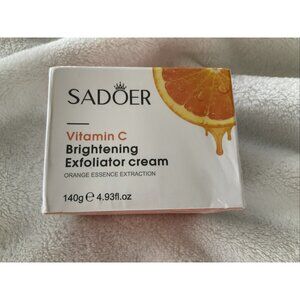 Sadoer Vitamin C Brightening Exfoliator Cream 4.93 oz 140g - Exp 9/27 New Sealed